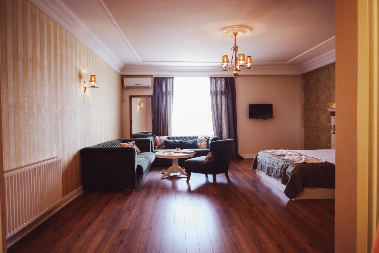 Nafron Hotel Prizren Exterior foto